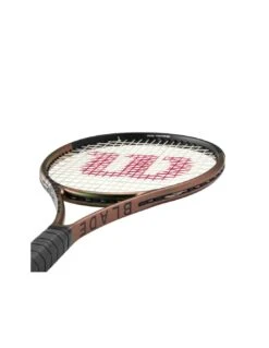 RAQUETA WILSON BLADE 98 V8 305 GR 18X20 2022 10 RAQUETA WILSON BLADE 98 V8 305 GR 18X20 2022 -Pro Tennis Tienda raqueta wilson blade 98 v8 305 gr 18x20 2022 4